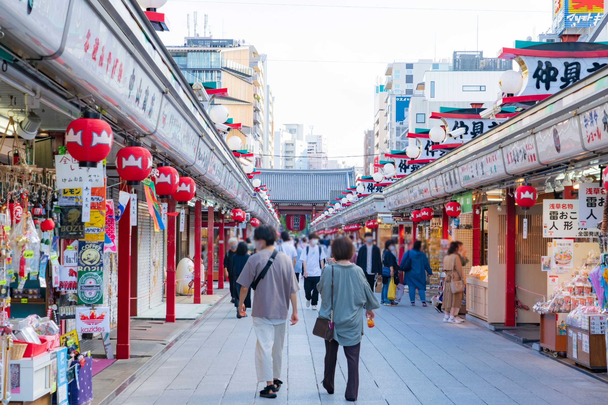 How To Prepare For A Long Walking Travel Experience At Any Age: Smart Tips For Exploring Walkable Cities